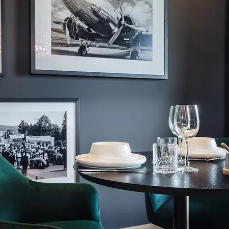 Deluxe By Kn 스타블로